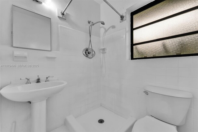 Building Photo - 6275 SW 123rd Terrace