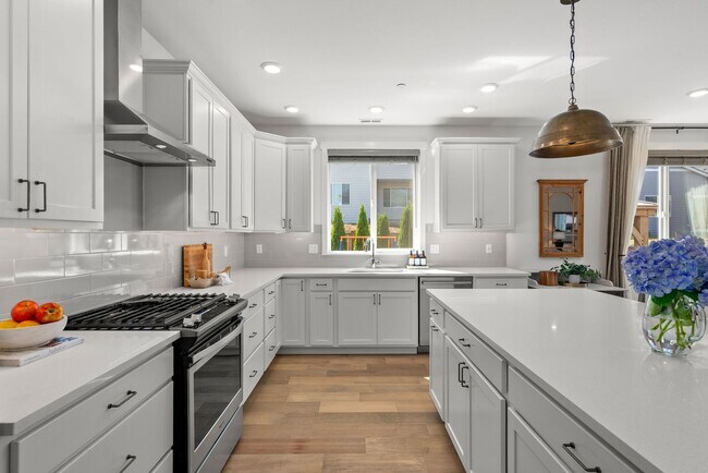 Building Photo - 1428 Baker Hts Lp