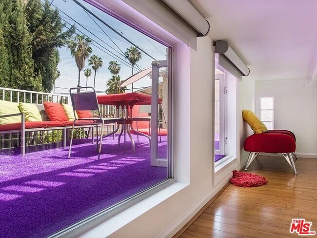 Building Photo - 8661 Clifton Wy