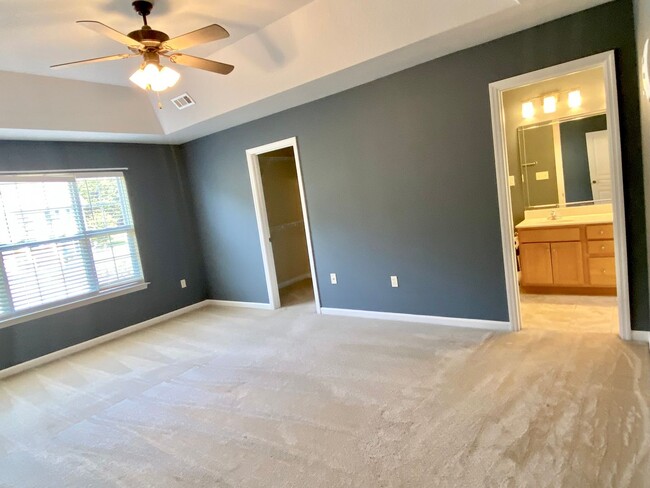 Building Photo - 1744 Somersby Ln