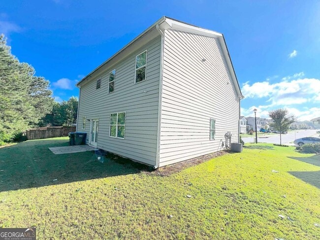 Building Photo - 517 Starbuck Parkway