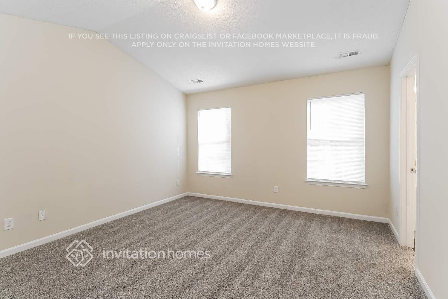 Building Photo - 11339 Red Finch Ln