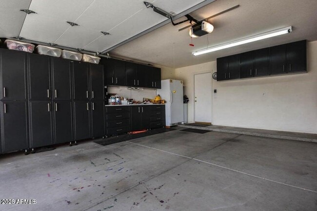 Building Photo - 2720 S Los Altos Pl