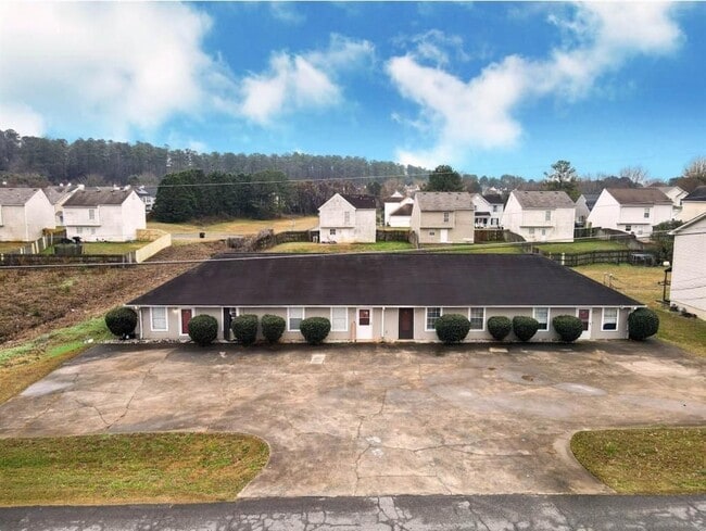 Building Photo - 124 Evergreen Trail SE