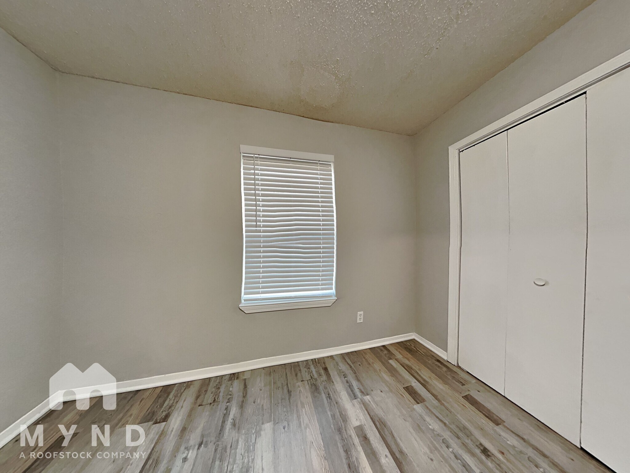 Building Photo - 2458 Avenue A