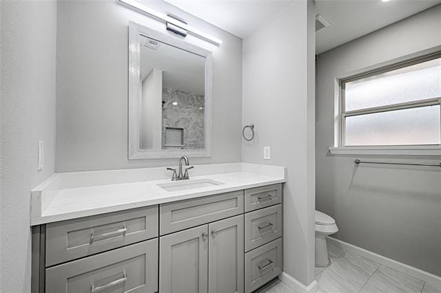 Building Photo - 1605 Monterrey Dr