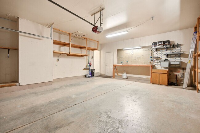 Building Photo - 1203 N 100 E