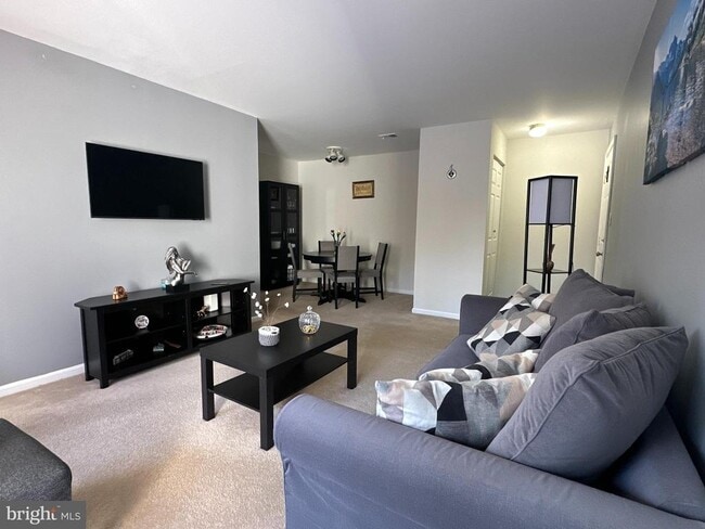 Building Photo - 9555 Battery Heights Blvd