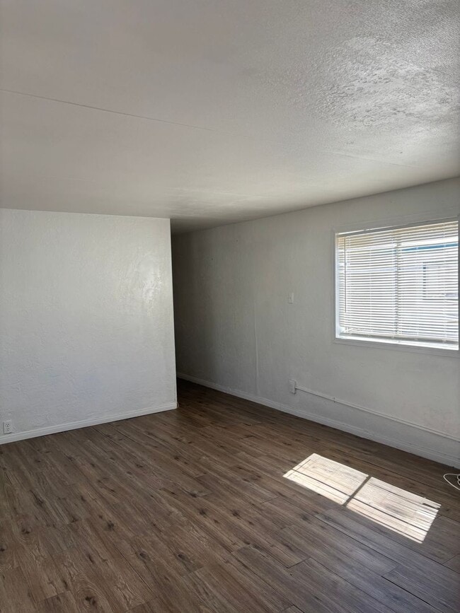 Building Photo - 881 1st St