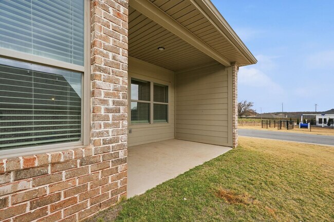 Building Photo - 29789 Hardiman Rd