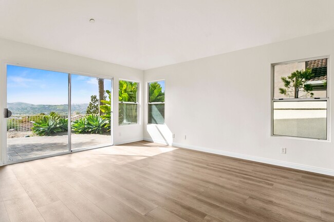 Building Photo - Freshly Renovated | Single-Level with VIEW...