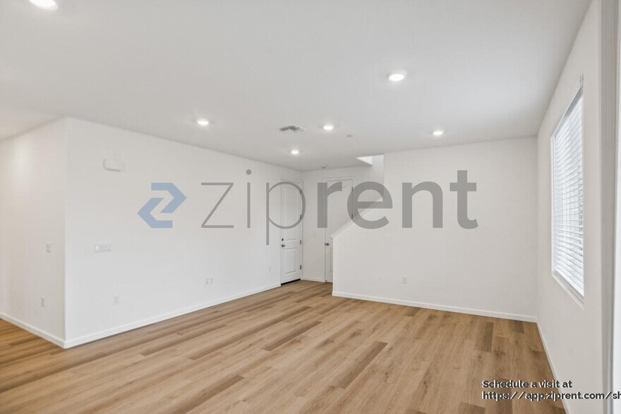 Building Photo - 1086 Carson River Ct