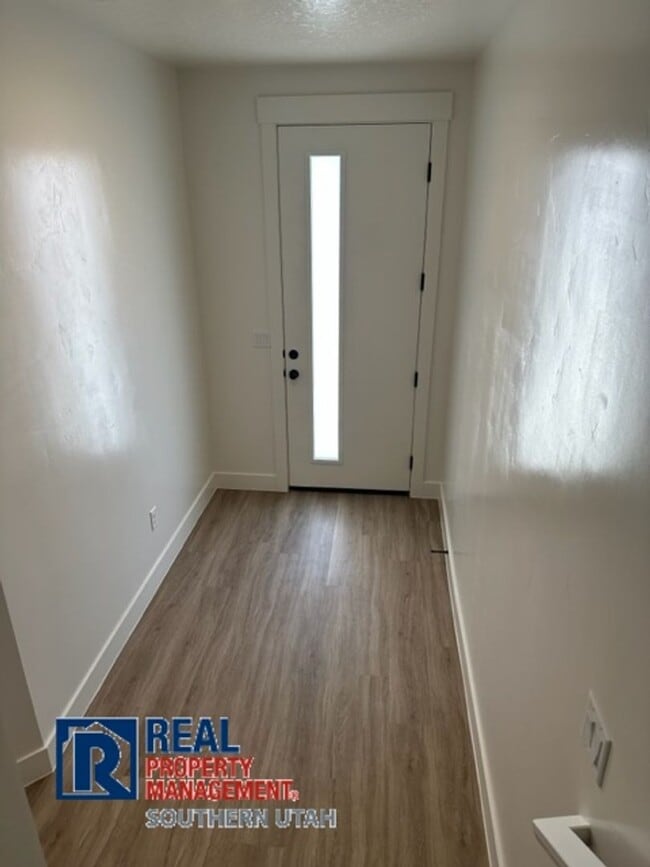 Building Photo - 1 year old Townhome in South Desert