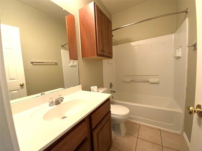 Building Photo - 9208 Brents Elm Dr