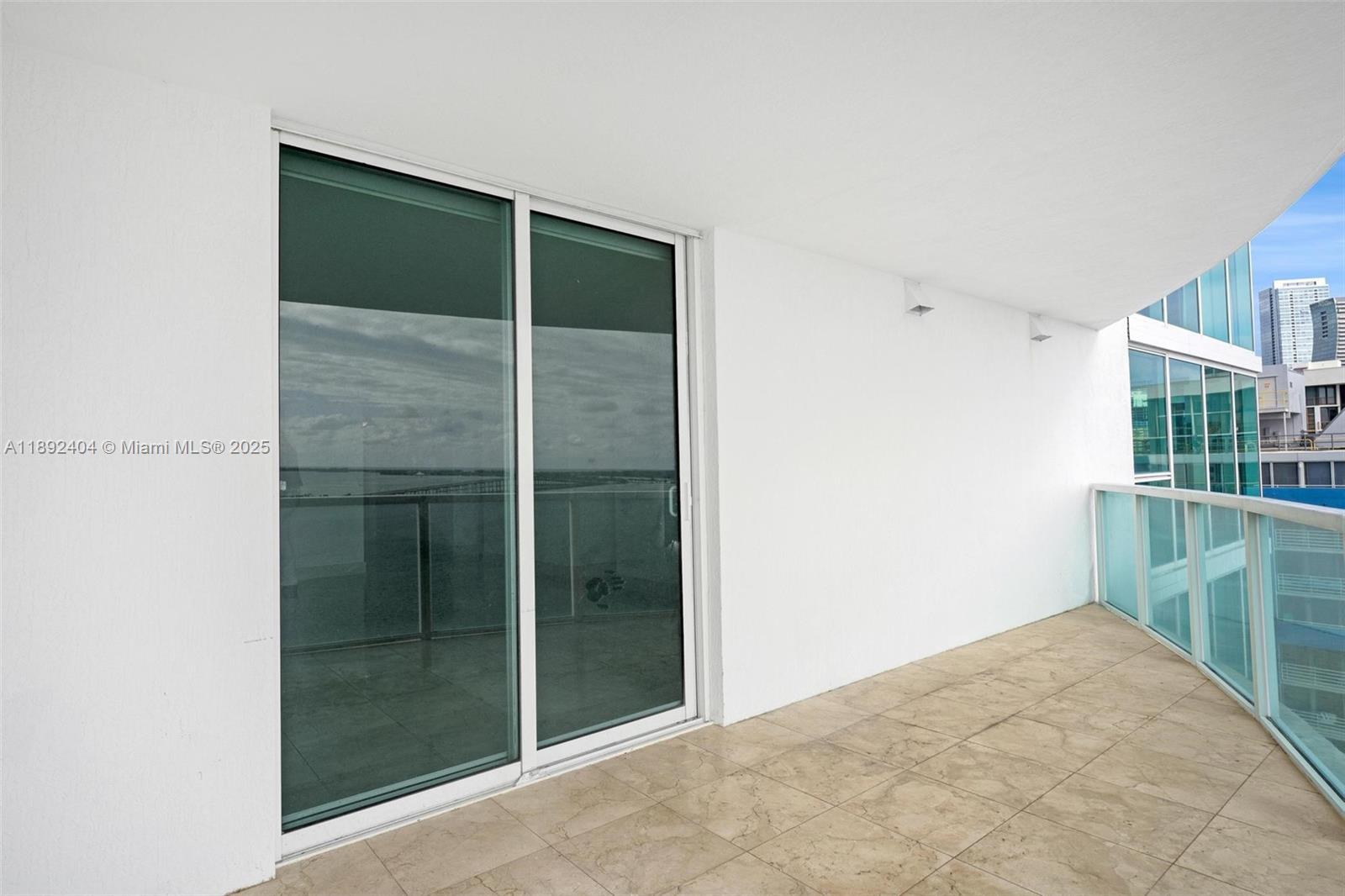 Building Photo - 2101 Brickell Ave