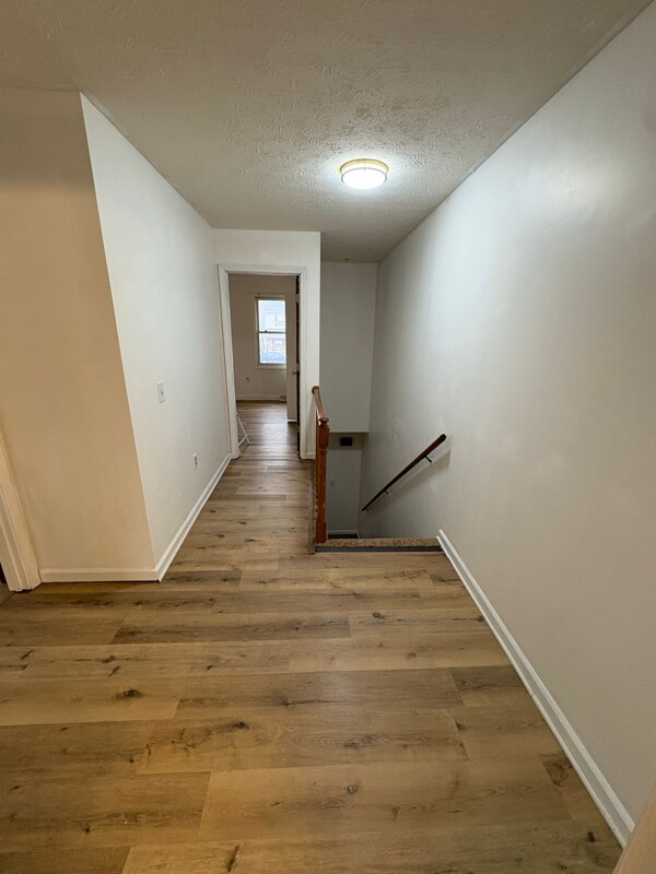 Building Photo - 304 S Keeneland Dr