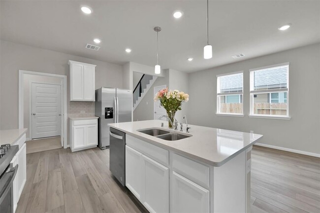 Building Photo - 213 Harper Ridge Dr