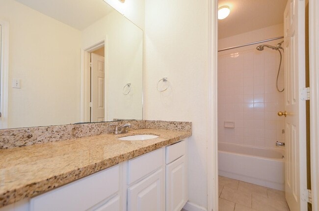 Building Photo - 5519 Poundstone Ct