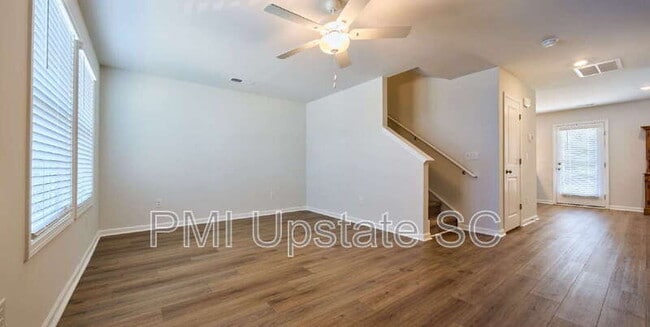 Building Photo - 650 Blossom Run