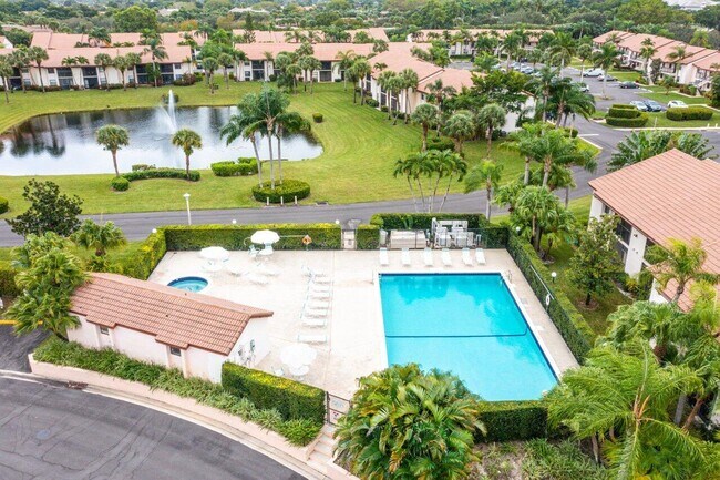 Building Photo - 22148 Palms Way