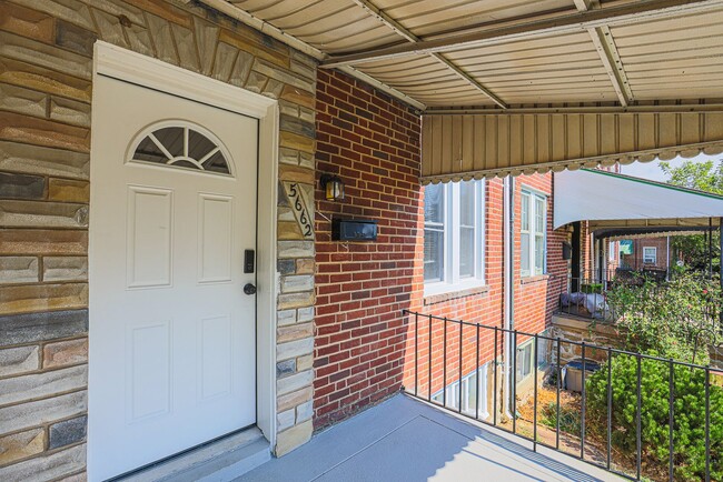 Building Photo - 5662 Kavon Ave