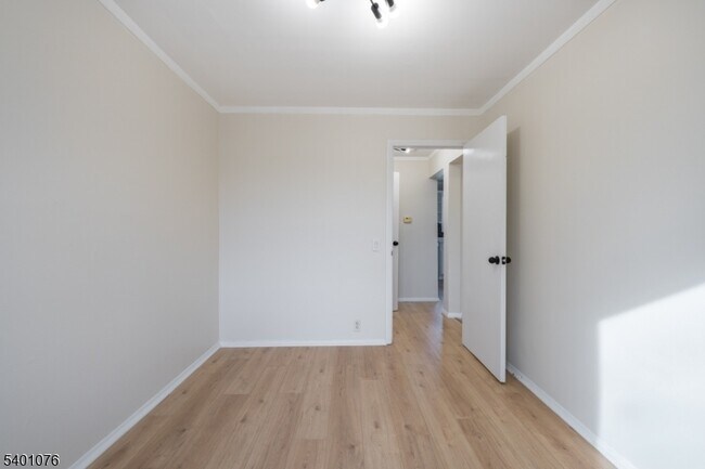 Building Photo - 71 Broad St