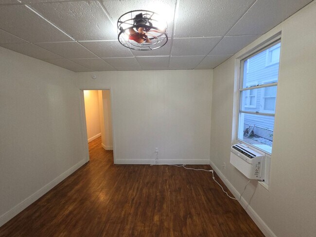 Building Photo - 202 Luella Ct