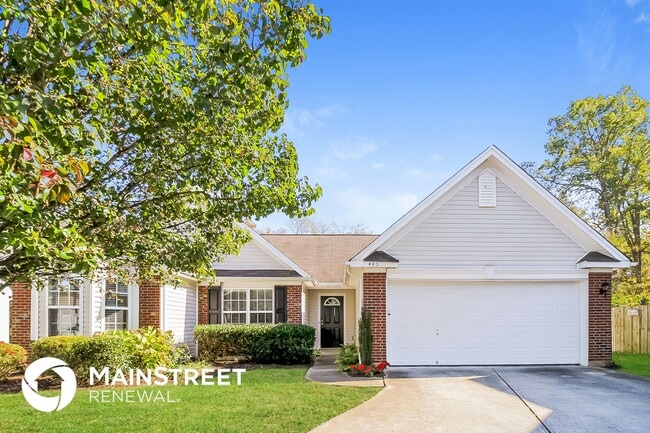Building Photo - 445 Bangor Dr