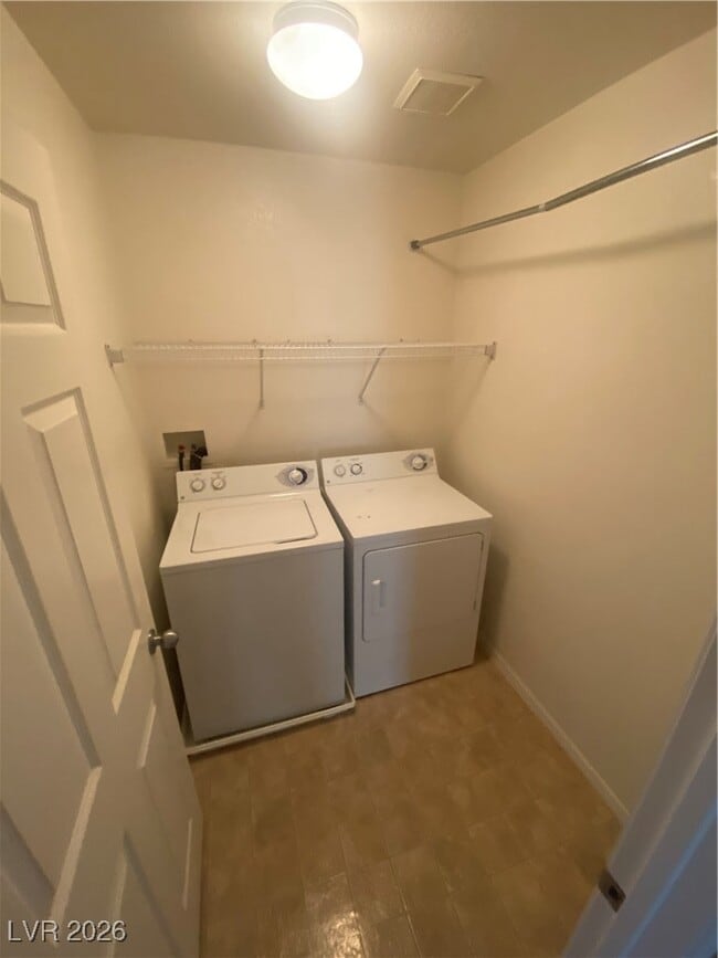 Building Photo - 4417 Laguna Garden Ave