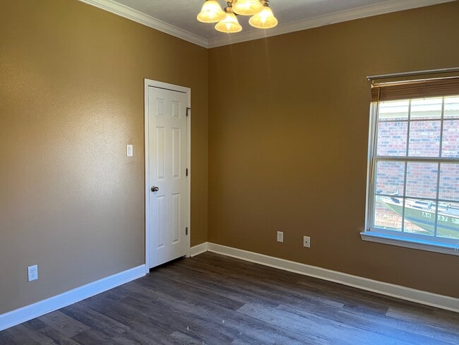 Building Photo - 14 Blueberry Ln