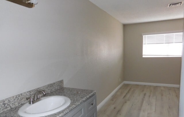 Building Photo - 5235 Golden Ln