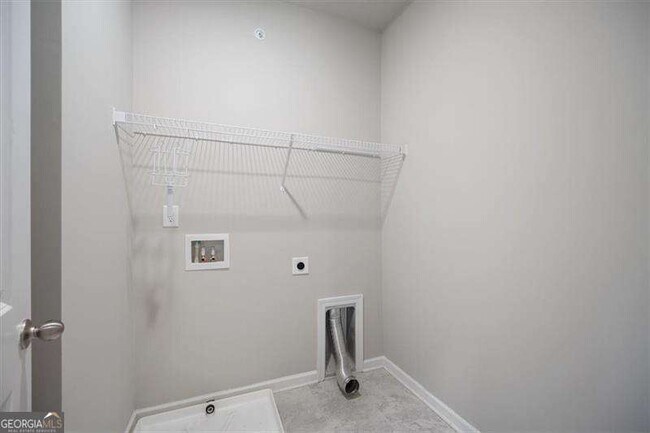 Building Photo - 1505 Slopeside Loop SE