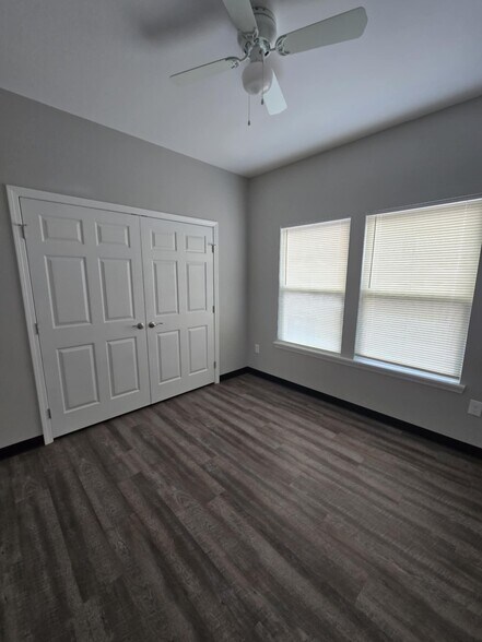 Building Photo - 1714 Sayers St