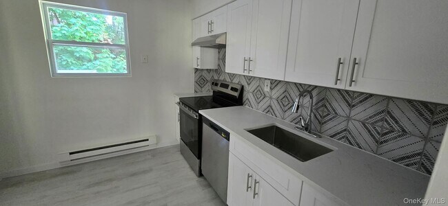 Building Photo - 153 Vernon Valley Rd