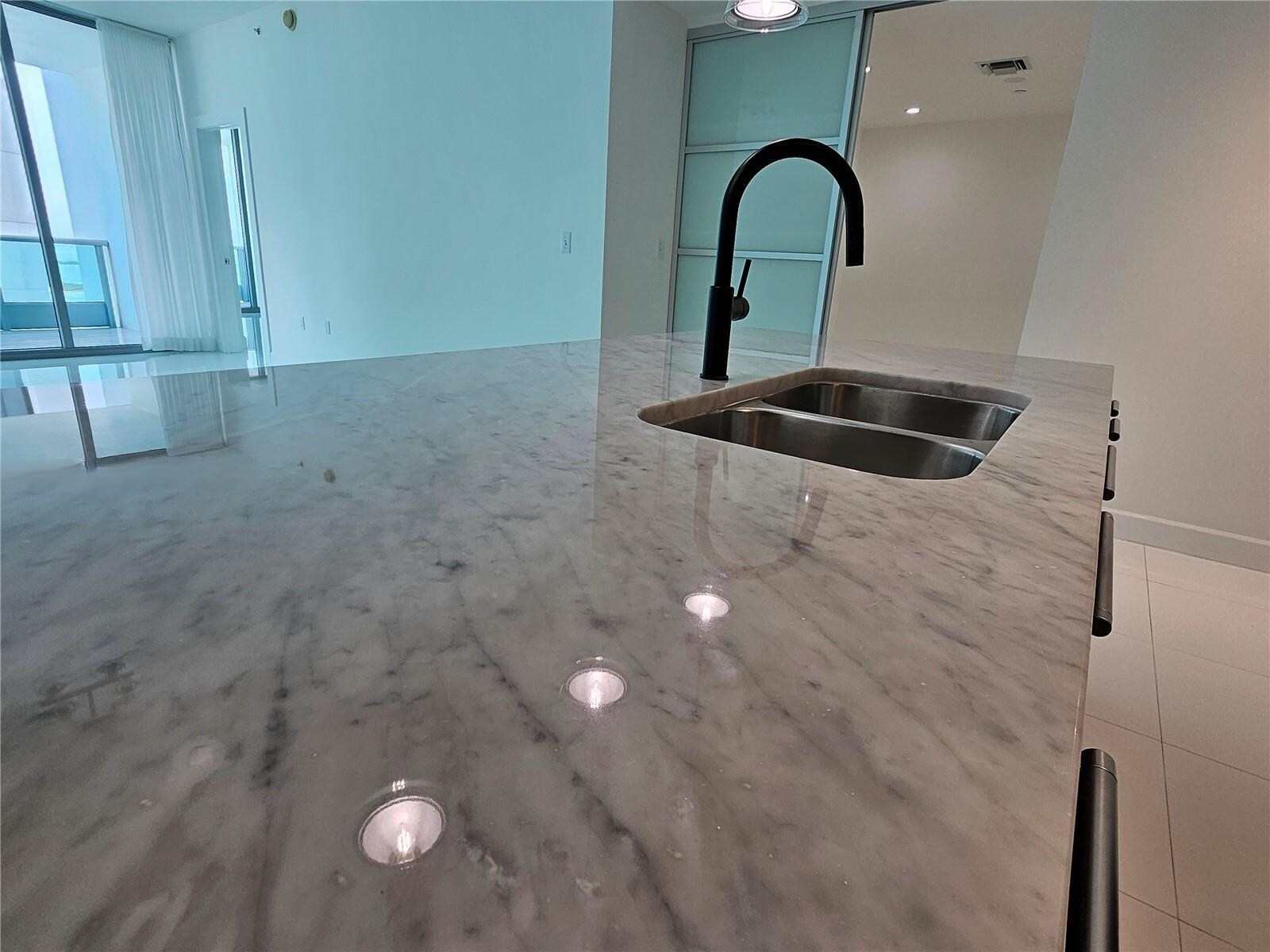 Building Photo - 900 Biscayne Blvd
