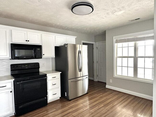 Building Photo - 5656 Seafield Ln