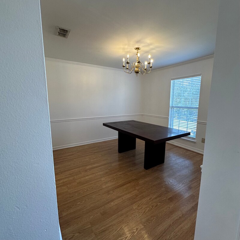 Building Photo - 591 Blair Rd