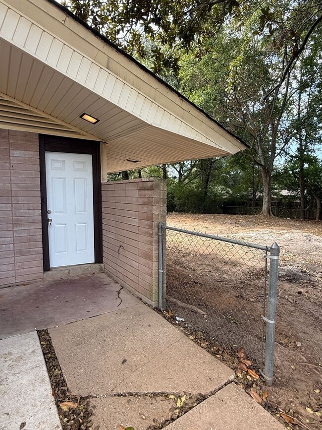 Building Photo - Newly Renovated Home in Blanchard, La