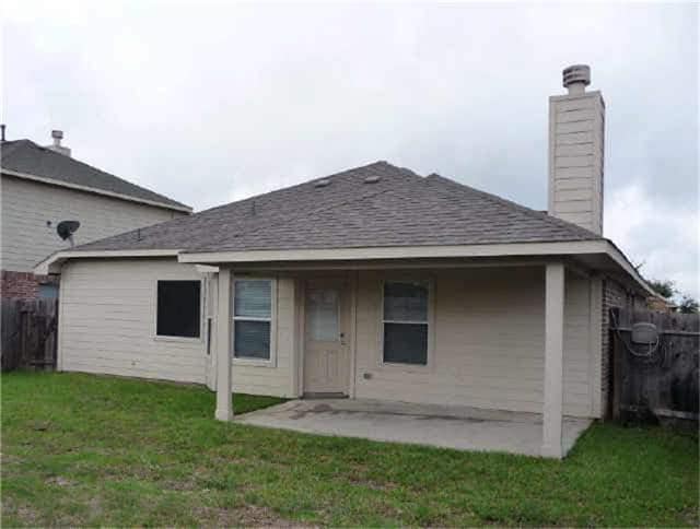 Building Photo - 1909 Roaring Springs Dr