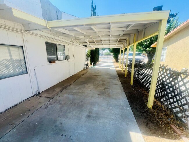 Building Photo - Charming 3-Bedroom Home including 250sqft ...