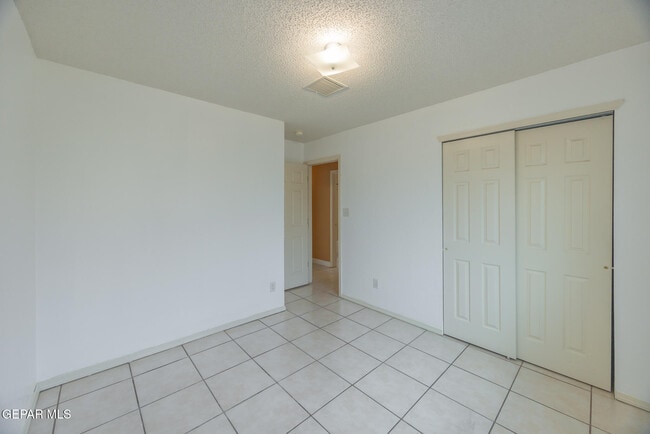 Building Photo - 13771 Paseo Central Ave