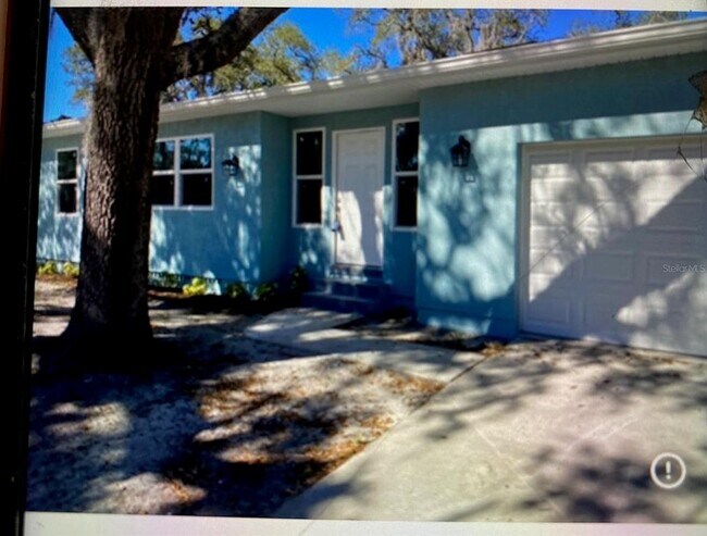 Primary Photo - 614 Minnesota Dr