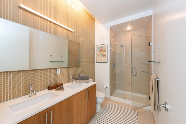 Building Photo - 50 Dey St