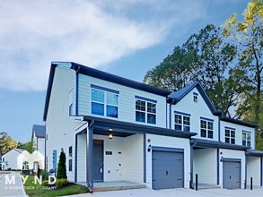 Building Photo - 2861 Regal Park Dr NW