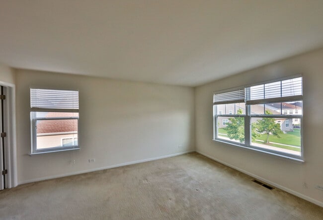 Building Photo - 2564 Retreat Cir