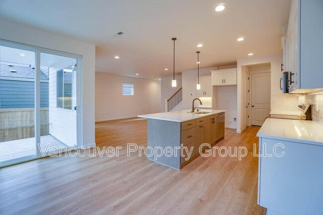 Building Photo - 1605 NE 180th Ave