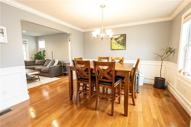 Building Photo - 88 Phillip Ave