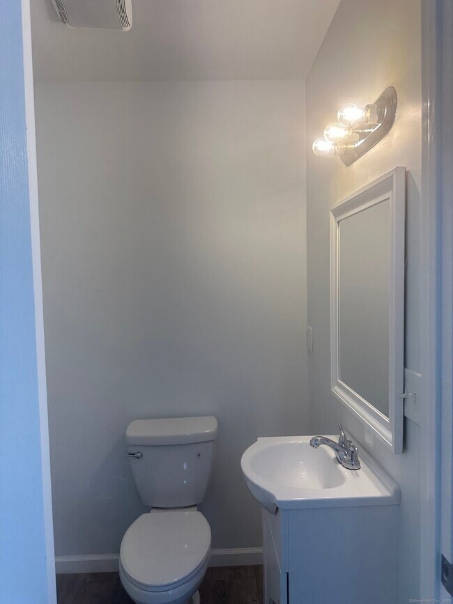 Building Photo - 86 West St