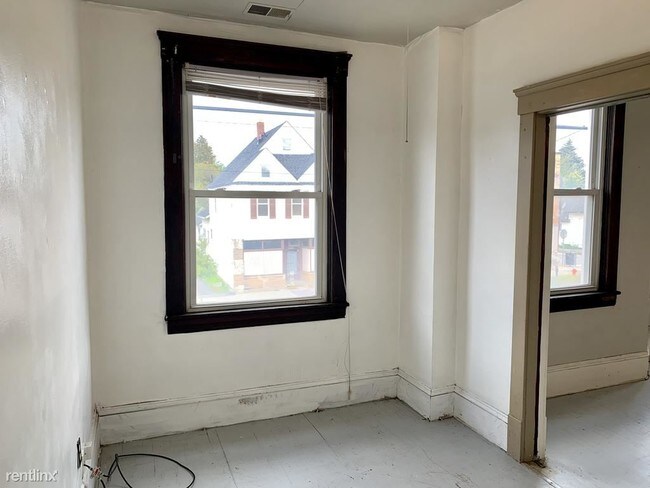 Building Photo - 6002 Fleet Ave