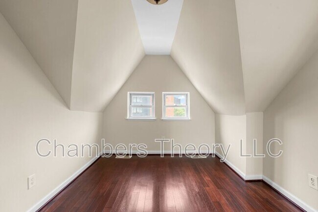 Building Photo - 533 Florida Ave NW